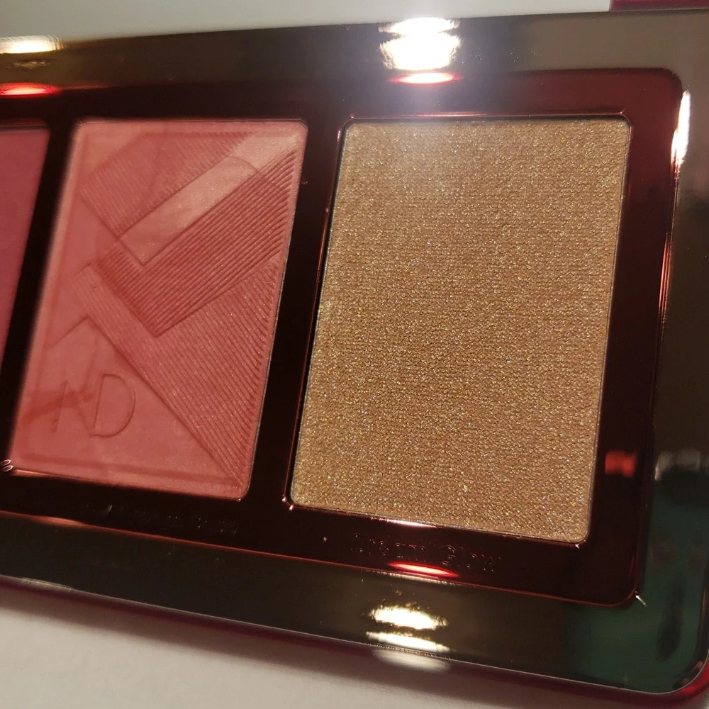 Natasha Denona Trioberry Pop Cheek Trio Cheek Palette Blush - Picture 5 of 10